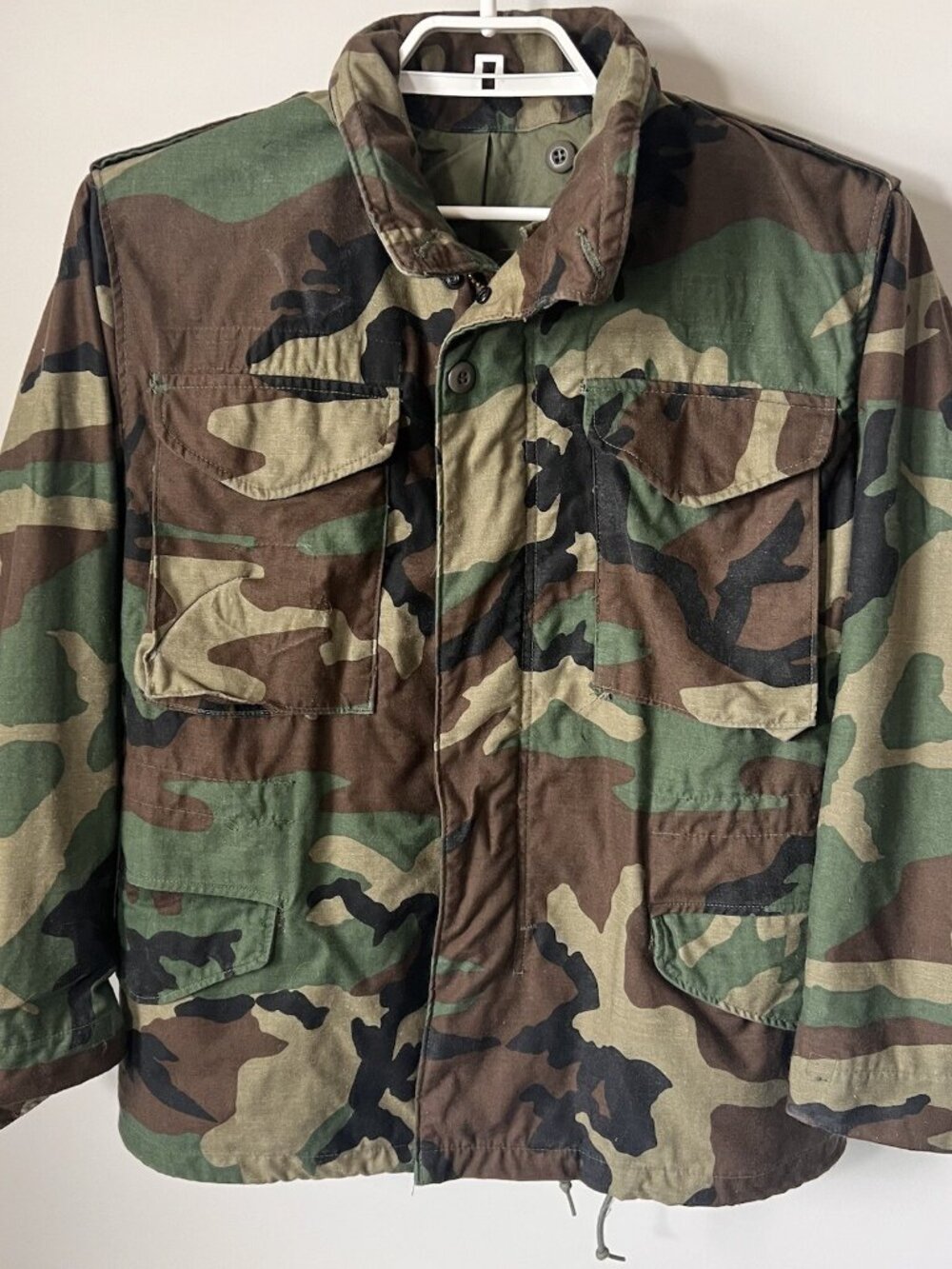 VTG M65 Field Jacket Small Short Woodland Camouflage Hood Zipper Snaps READ